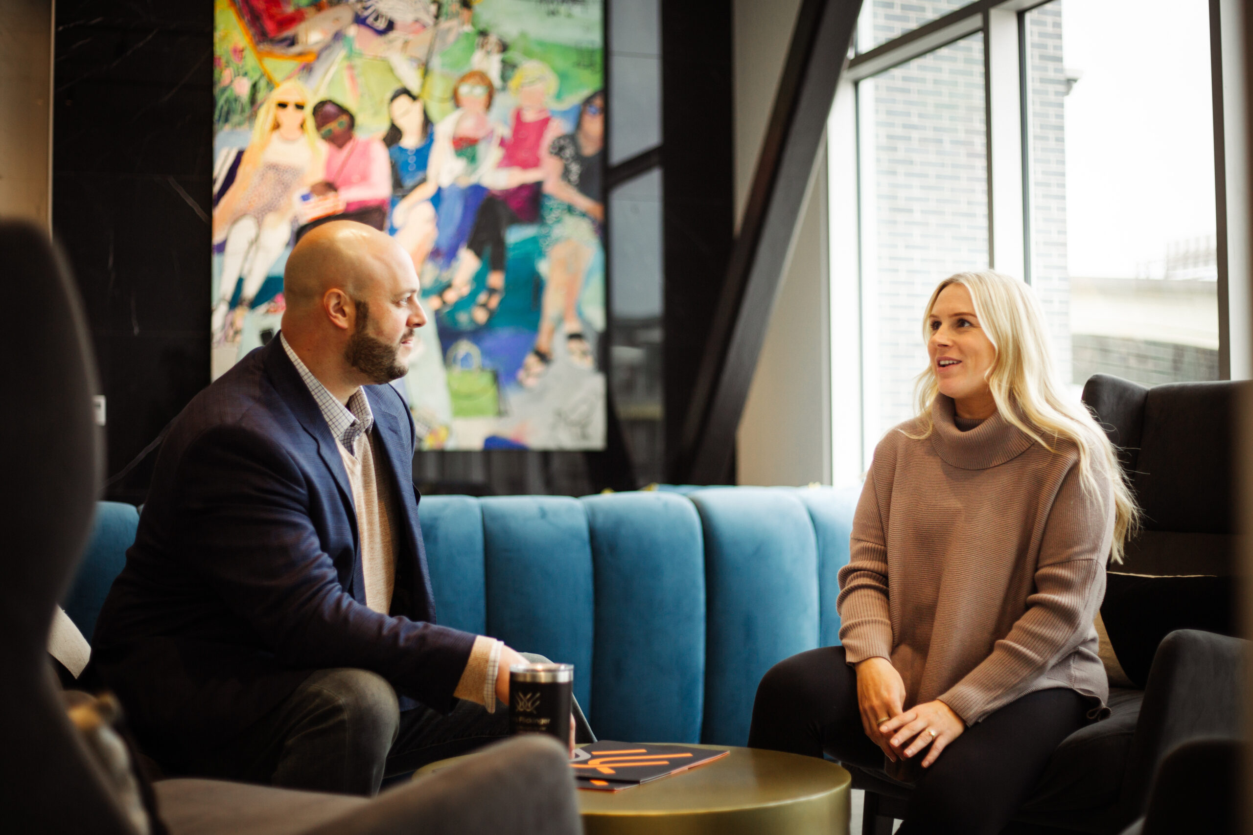 Managing Up Without the Politics: How Middle Managers Make Their Boss (and Team) More Effective