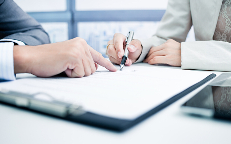 contract signing